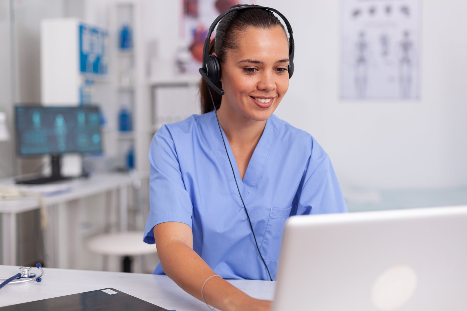 Telehealth consultation with a patient